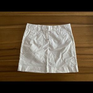 White vineyard vines mini skirt cotton
